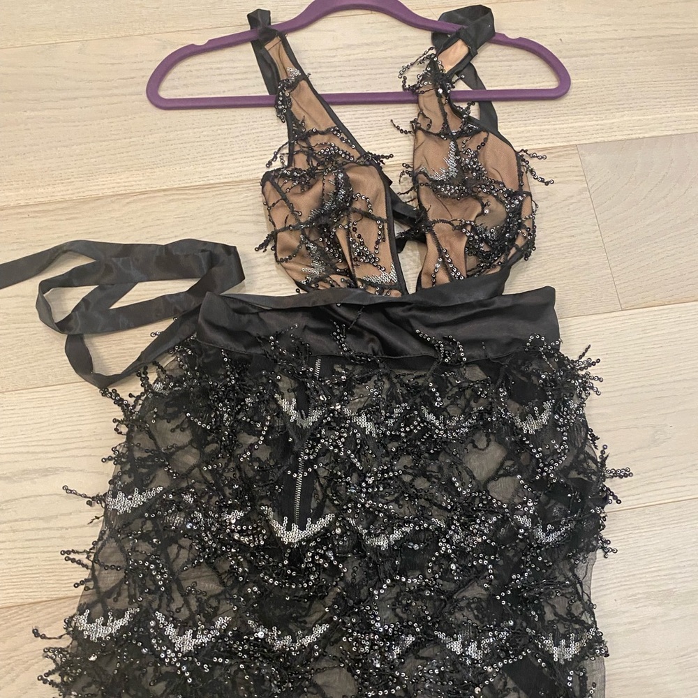 Bella Barnet Black sparkly mini dress size L - Picture 2 of 3